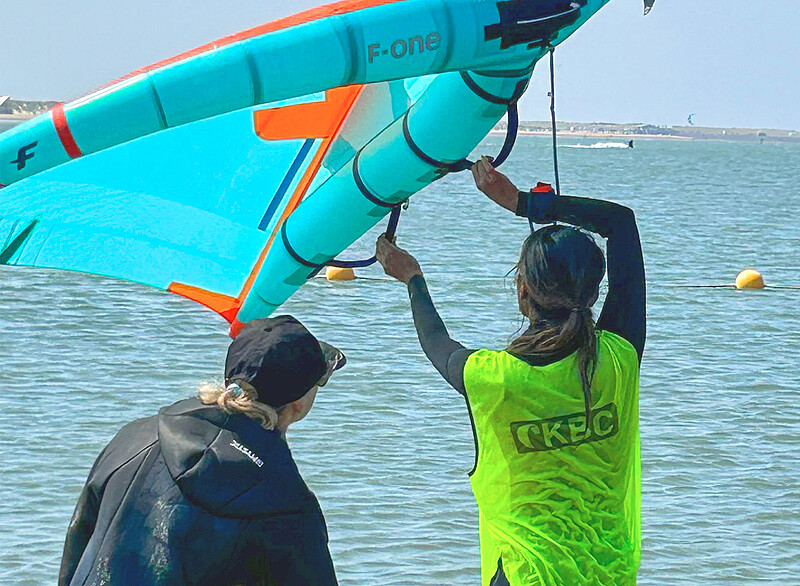 Wingfoil Cursus KBC Brouwersdam Nederland - Beginner Gevorderd IJsselmeer
