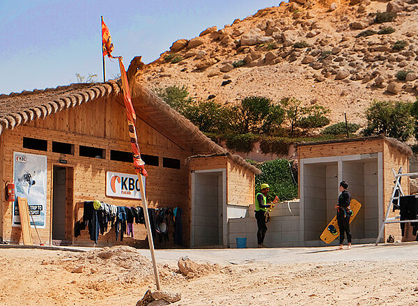 Kitesurf Materiaal Opslag Dakhla KBC Marokko Equipment Service