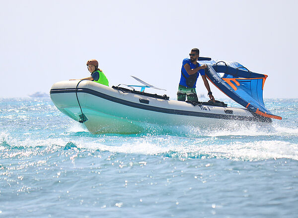 Serviço Resgate Kitesurfer KBC Ras Soma - Segurança Mar Vermelho Egito