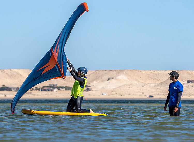 Wingfoil Cursus Dakhla Marokko - KBC Kitesurf Center Professionele School