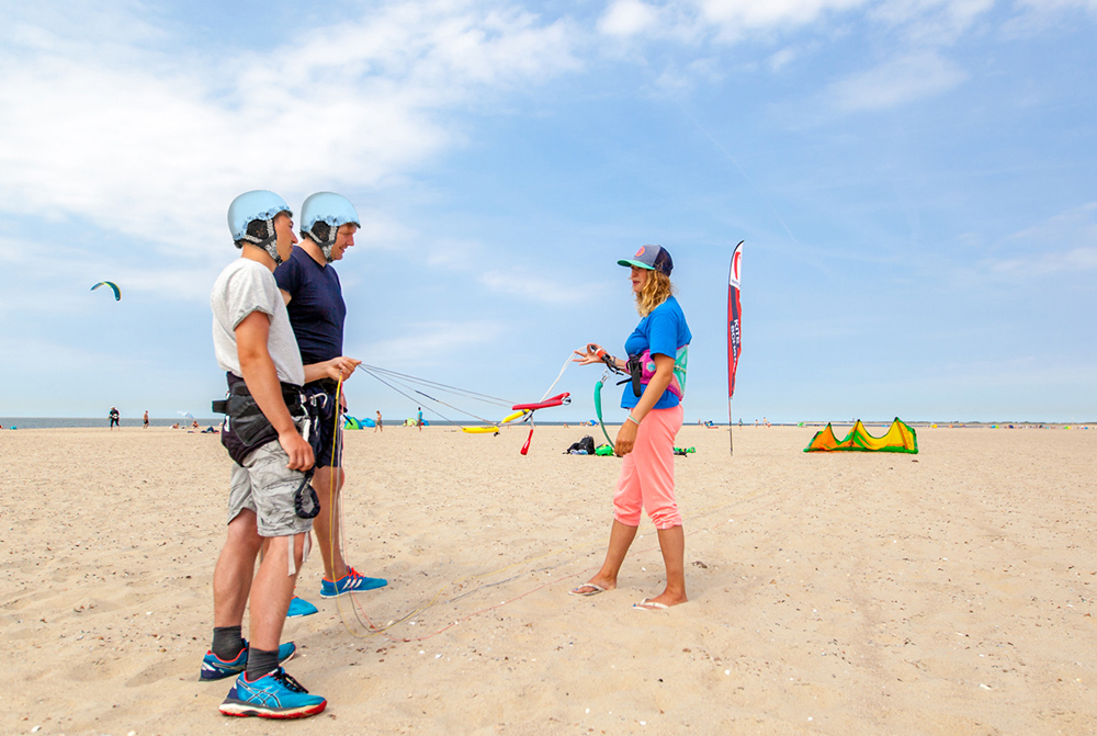 IKO kiteschool Brouwersdam - Kitesurf cursussen Nederland
