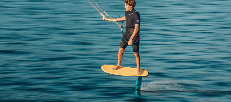 Foil kitesurfing at KBC Brouwersdam at the North Sea