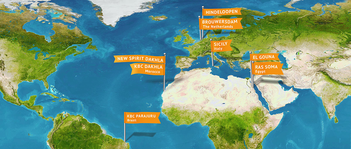 Wereldkaart met kitesurfing bestemmingen: Workum, Brouwersdam Nederland, Sicilië Italië, El Gouna Egypte, KBC Dakhla Marokko