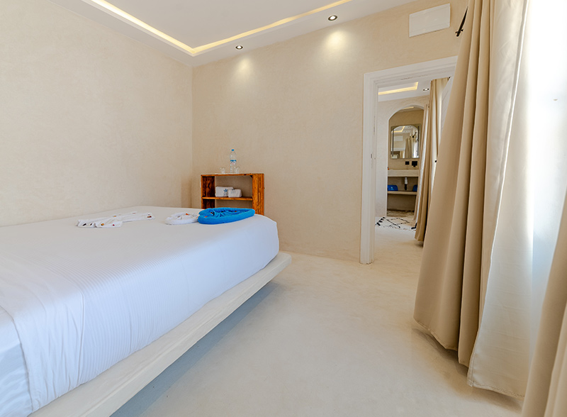 Standard double room bungalow at Kiteboarding Club KBC New Spirit Dakhla - modern accommodation for kitesurfing holidays