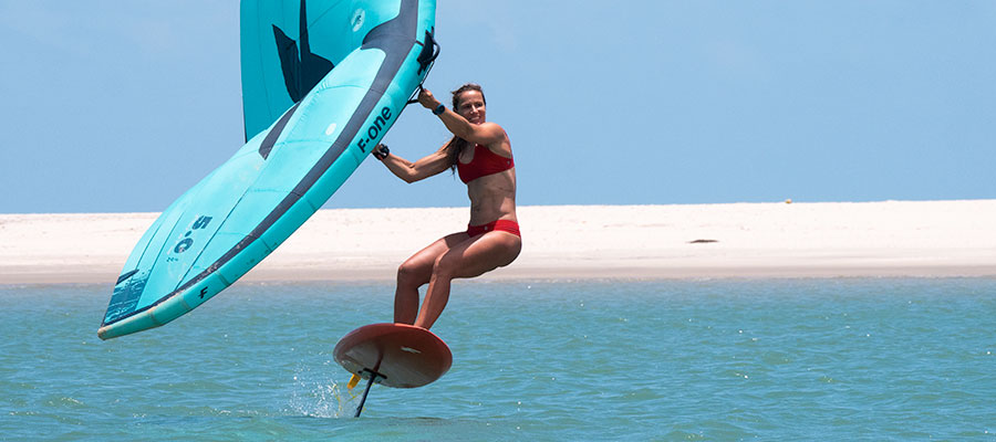 Wingfoil Beginner Course Brazil - KBC Parajuru Ceará Kitesurf Center