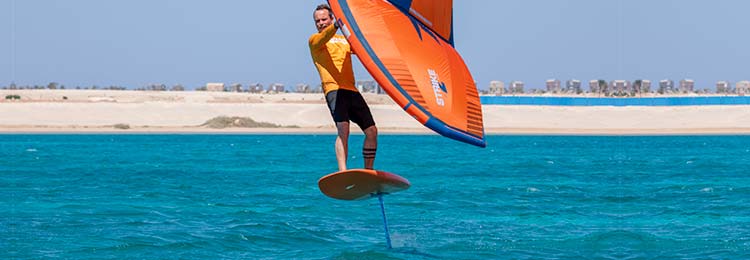 Wingfoil course at KBC Ras Soma in Somabay