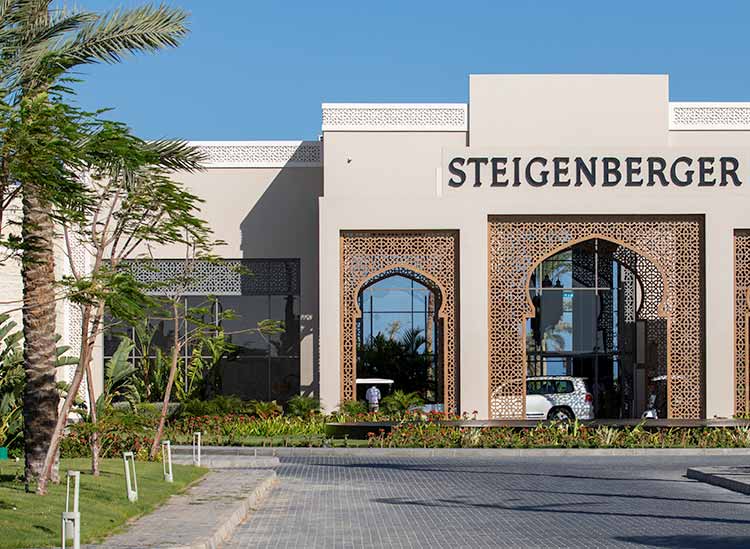 Entrada Steigenberger Resort com shuttle Ras - Kiteboarding Club KBC Ras Soma destino esportes aquáticos