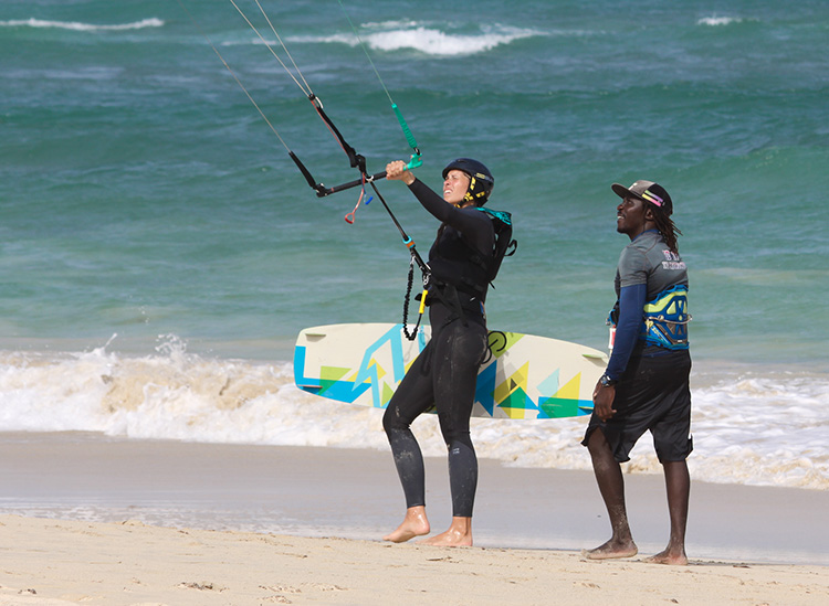 Private kite lessons Sal Surf Hub - Individual kitesurf instruction Cape Verde