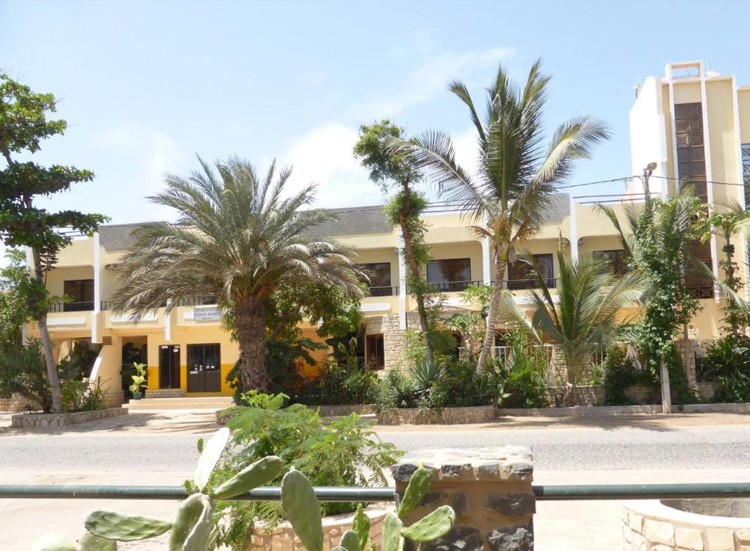 Kite Camp Sal Cape Verde KBC Sal Surf Hub - Kitesurfing Trip Watersports Holiday