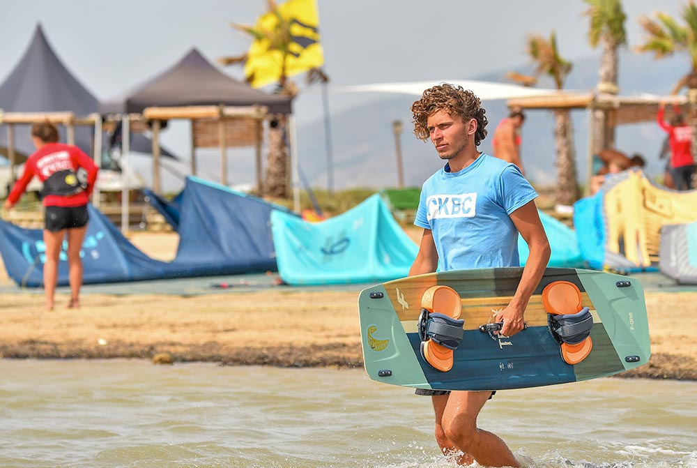 Kitesurf Instructor Lo Stagnone Sicily - KBC Sicily Kite School Italy