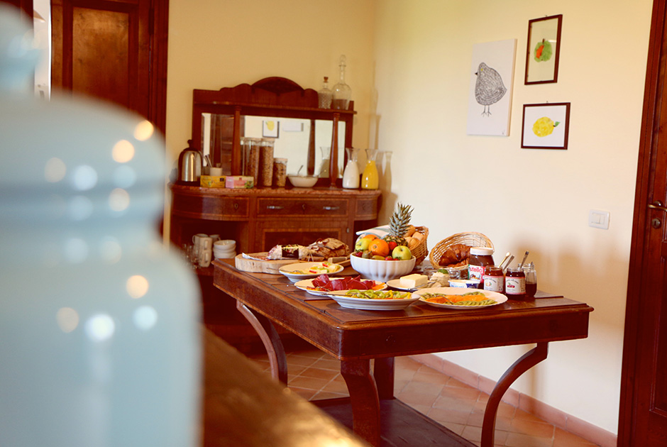 Breakfast spread at Kiteboarding Club KBC Sizilien - cozy accommodation for kitesurfers in Lo Stagnone Sicily