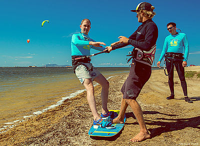 KBC Sicily Kitesurfschool beginner courses Lo Stagnone Italy watersports