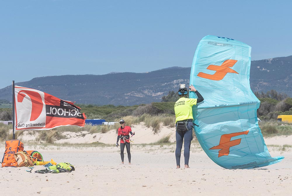 Kiteboarding school Tarifa - Kitesurfen leren bij KBC Tarifa, Spanje