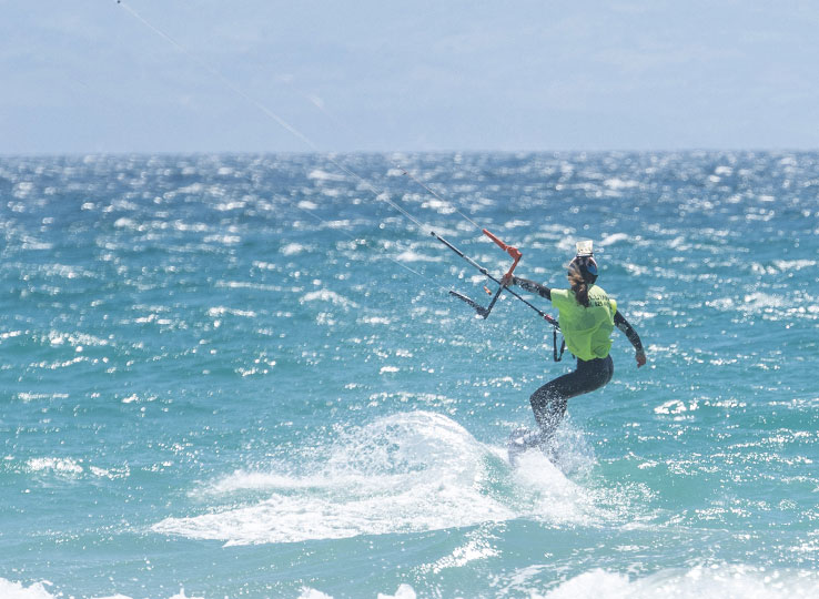 Golf kiten op Tarifa golf kite spot KBC Spanje Kitesurfing