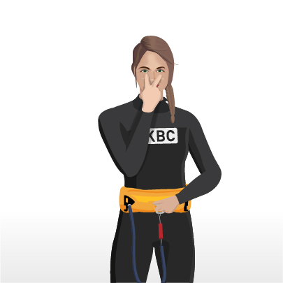 Kitesurf Handzeichen - Kitesurferin zeigt Handsignal für sicheres Kiteboarding und Wassersport am Strand