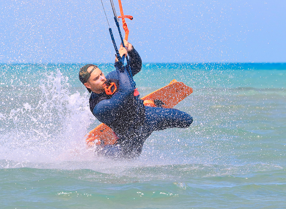 Darkslide Kitesurfen - KBC El Gouna Egypte Watersport Trucs