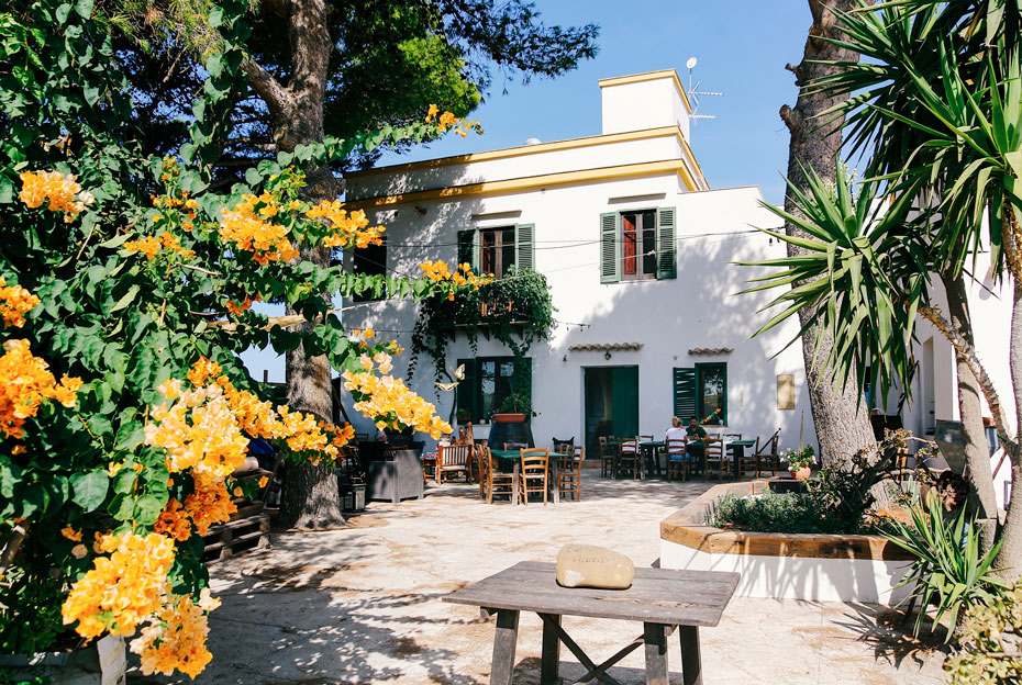 Villa Vajarassa Sicily - Kitesurfing accommodation Italy